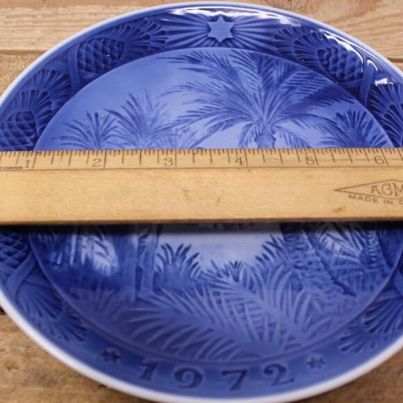 Vintage never used mint In the desert 1972, Royal Copenhagen Plate - Picture 3 of 4